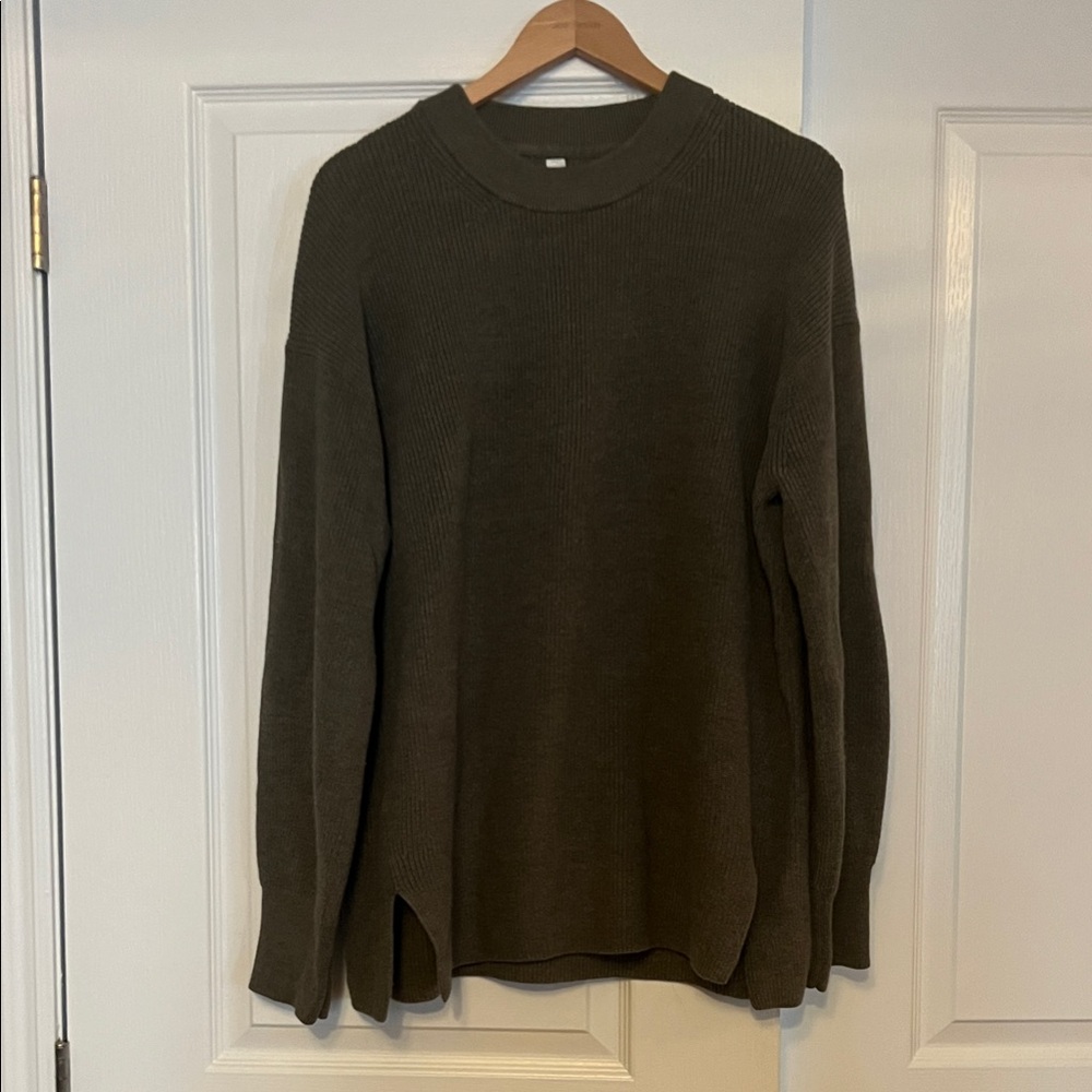 lululemon athletica Taupe Crew Neck Sweater